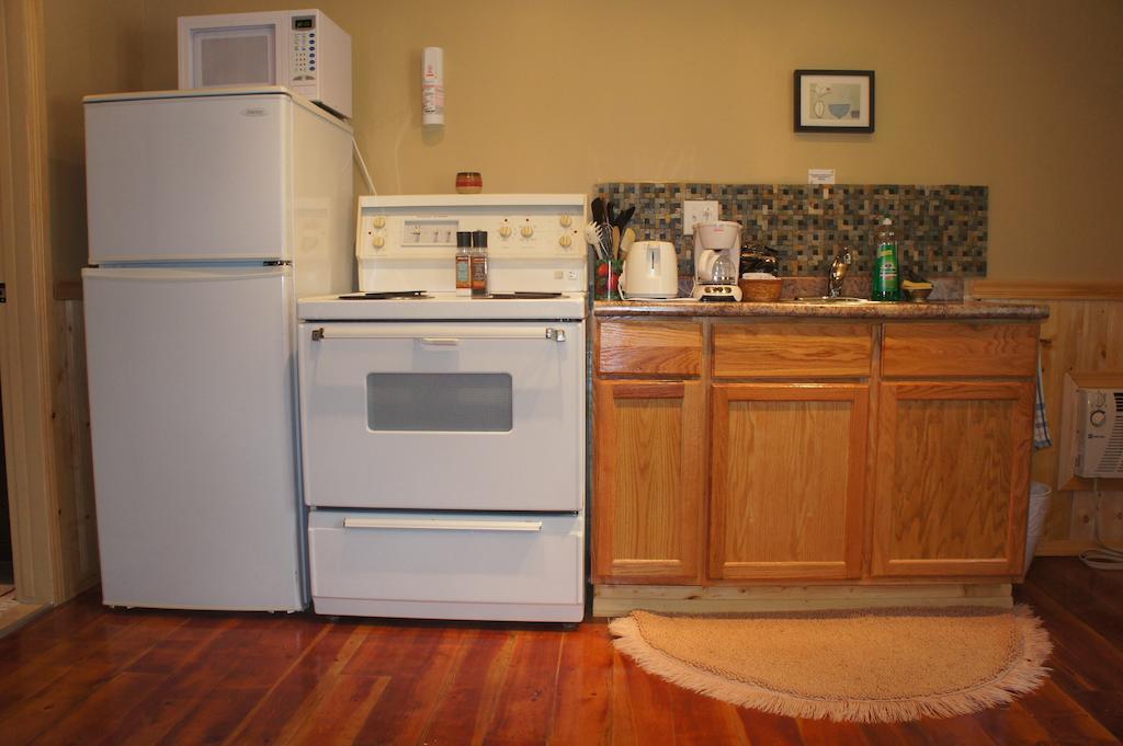 Fairmont Mountain Bungalows Fairmont Hot Springs Ruang foto