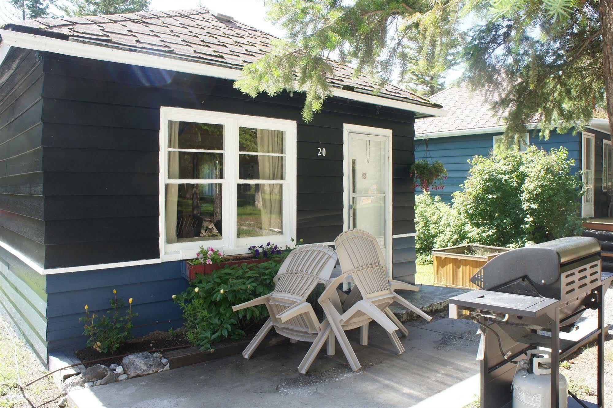 Fairmont Mountain Bungalows Fairmont Hot Springs Bagian luar foto