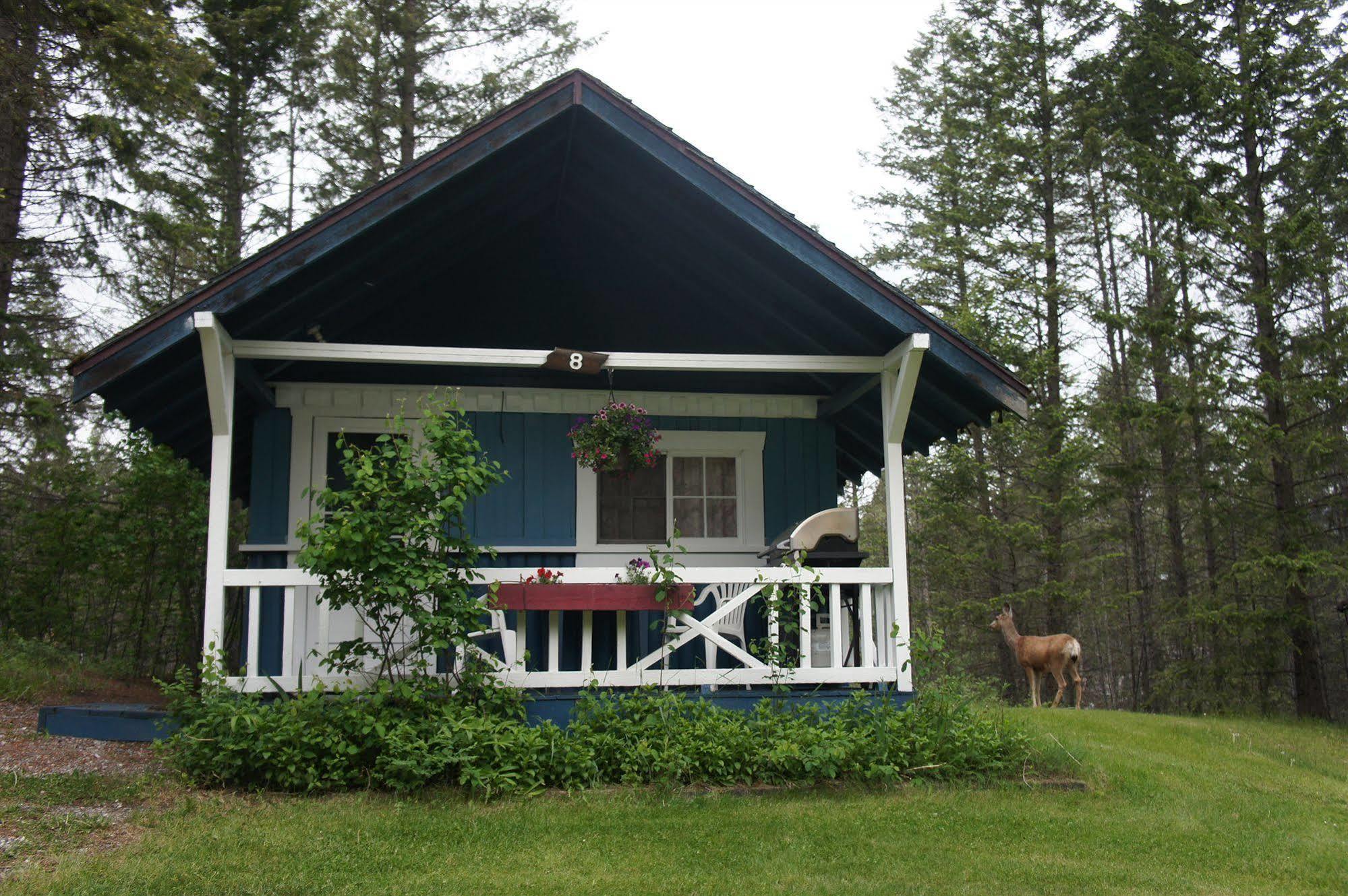 Fairmont Mountain Bungalows Fairmont Hot Springs Bagian luar foto